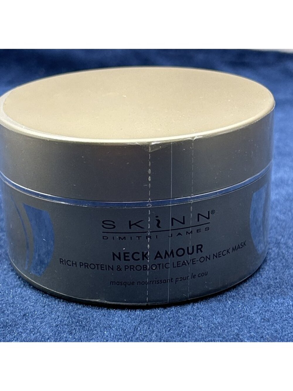 Sealed 4oz Skinn Cosmetics Neck Amour Rich Protein Probiotic Leave-On Neck Mask